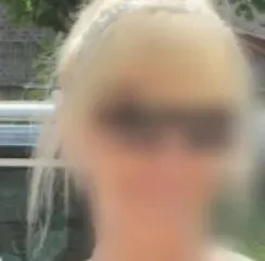 Antonia, 37