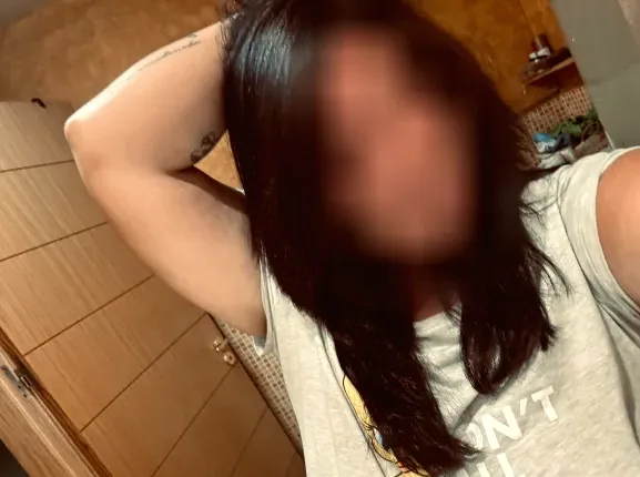 Elena, 30