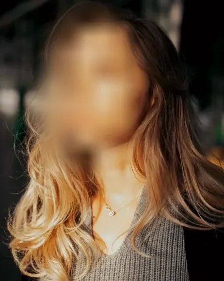 Emily, 40