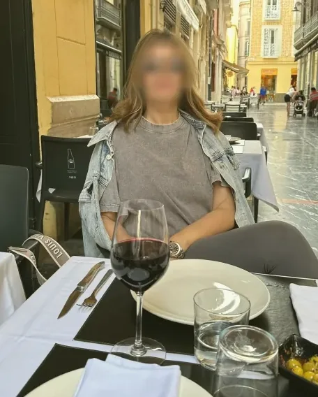 Jessica, 35