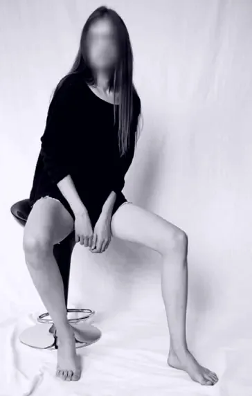 Klara, 28
