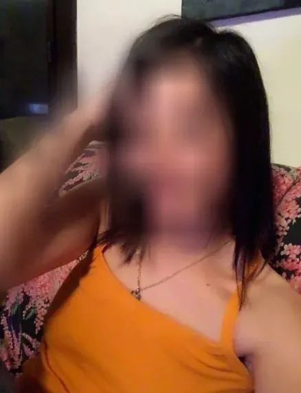 Romy, 32