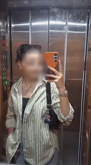 Saskia, 21